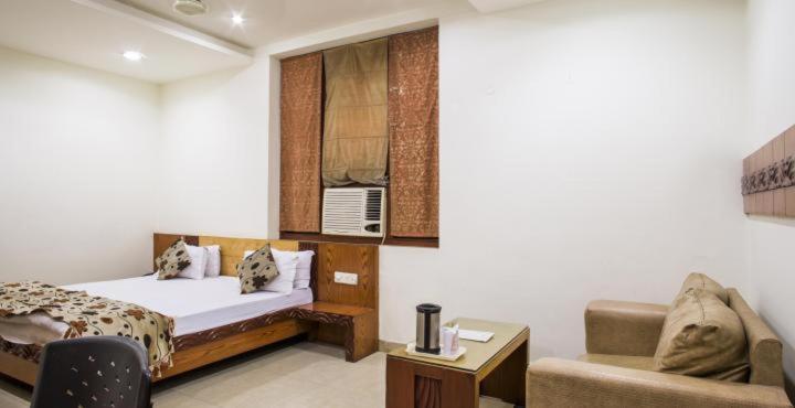 Hotel Mandakini Plaza Kanpur Dış mekan fotoğraf