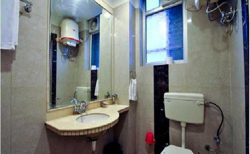 Hotel Mandakini Plaza Kanpur Dış mekan fotoğraf